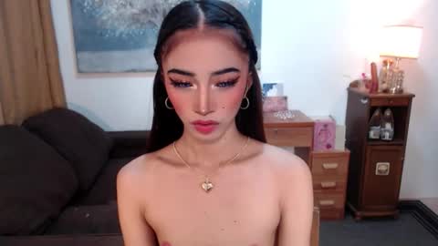 shaina online show from 12/13/25, 08:04