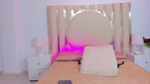 Shaina online show from 12/17/24, 01:50