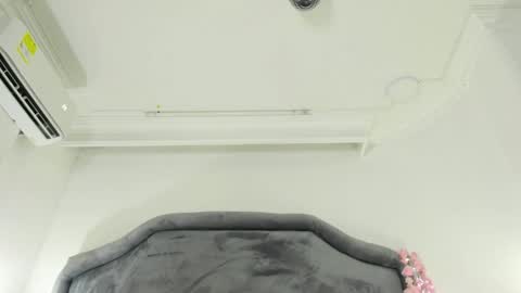 Shaina online show from 04/18/26, 07:58