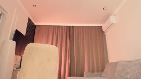 Yanmei online show from 12/15/25, 01:59