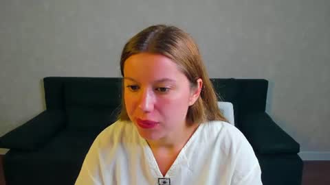 Snapshot of shakira_lux chatting on 06/18/26, 08:47 Shakira online show from 06/18/26, 08:47
