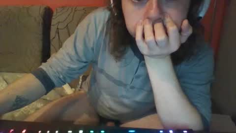 Snapshot of shalalatralala chatting on 11/02/25, 10:12 Shalalatralala SF online show from 11/02/25, 10:12