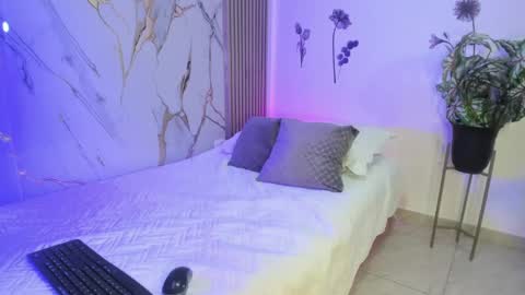 shalomexotic online show from 05/28/26, 12:02