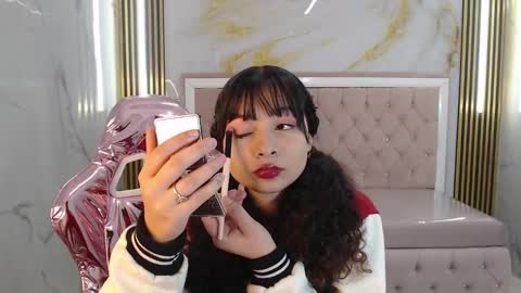 Shalon  online show from 01/29/25, 01:07