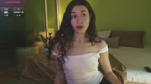 Sade online show from 11/08/25, 01:28