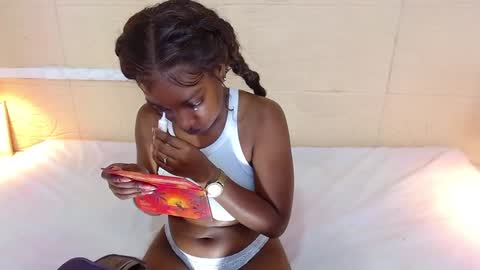 Snapshot of shamira_moore chatting on 01/18/25, 07:15 Catalina online show from 01/18/25, 07:15