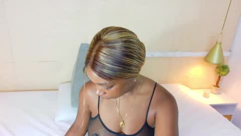 Snapshot of shamira_moore chatting on 10/04/25, 08:07 Catalina online show from 10/04/25, 08:07