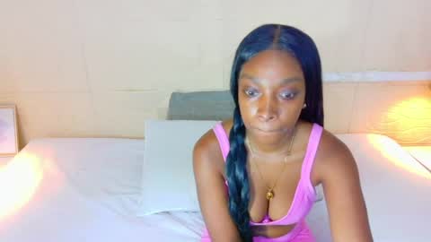 Snapshot of shamira_moore chatting on 04/21/26, 06:44 Catalina online show from 04/21/26, 06:44