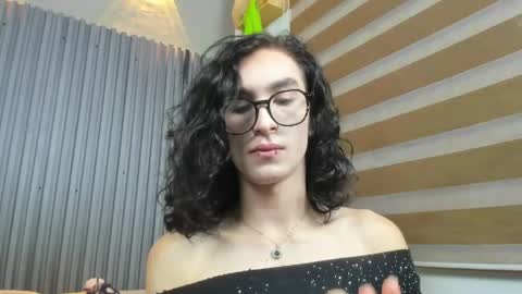 Snapshot of shammy_rosse chatting on 05/16/26, 07:34 shammy_rosse online show from 05/16/26, 07:34