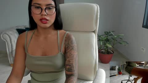 Snapshot of shanabellucy chatting on 02/07/25, 07:17 onlyfans shanabellucy online show from 02/07/25, 07:17