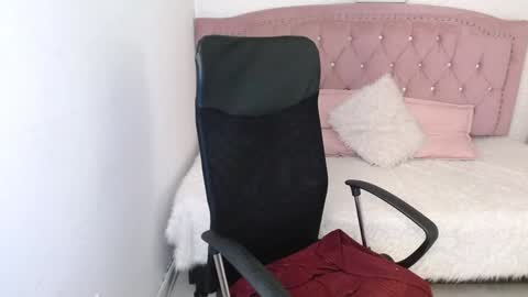 shanelle online show from 02/04/25, 06:25