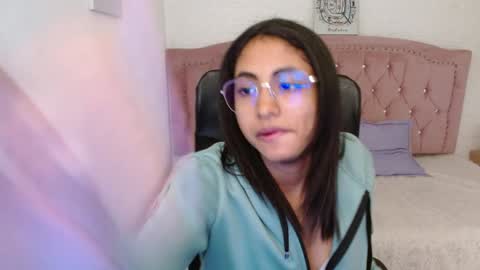 shanelle online show from 02/06/25, 09:11