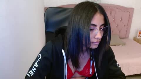 shanelle online show from 02/10/25, 06:31