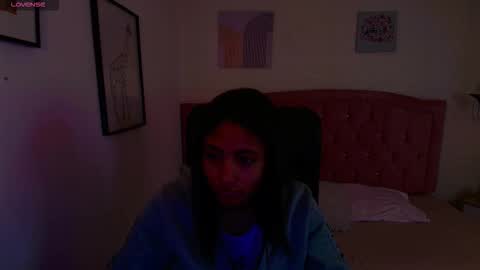 shanelle online show from 11/19/25, 03:06