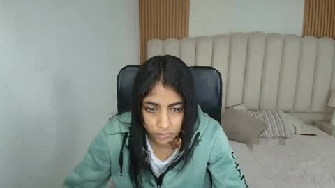 shanelle online show from 04/14/26, 03:01