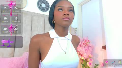 Shanel online show from 09/15/25, 01:11