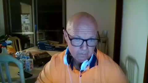 Snapshot of shaneo781570 chatting on 04/14/26, 06:36 shaneo781570 online show from 04/14/26, 06:36
