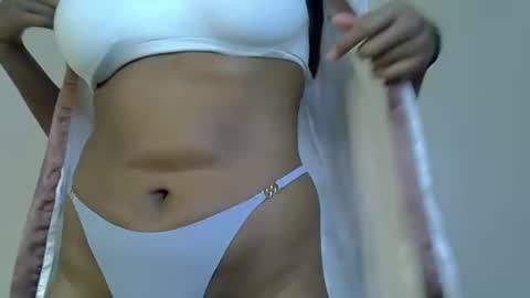 shanizz online show from 11/14/25, 04:00