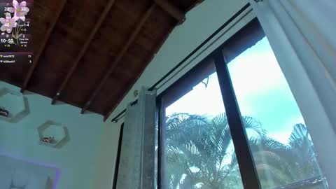 Snapshot of shannakendall chatting on 02/24/26, 04:05 Shana online show from 02/24/26, 04:05