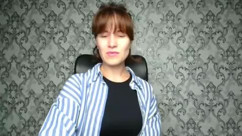 Shannen online show from 11/02/25, 06:10