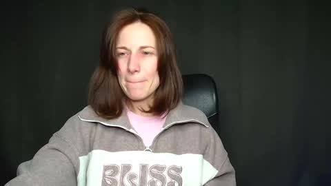 Snapshot of shannen_sweet chatting on 01/17/26, 02:11 Shannen online show from 01/17/26, 02:11