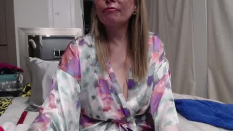 Shannon07 online show from 03/06/25, 02:41