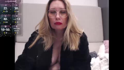 Shannon07 online show from 01/14/26, 02:50