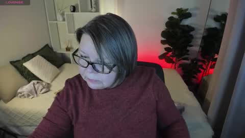 Shannon online show from 02/17/26, 05:04