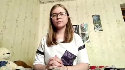 Snapshot of shannonswint chatting on 06/22/26, 08:22 Anya online show from 06/22/26, 08:22