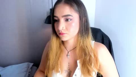 Shanntal  online show from 10/06/25, 07:33