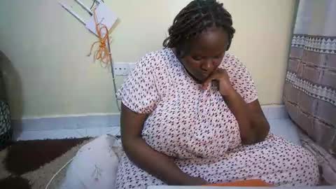 shanny_123 online show from 11/30/25, 06:45