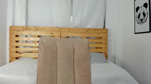 Shantal online show from 09/23/25, 11:57