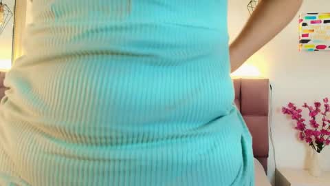 Snapshot of shanon_mature_ chatting on 05/30/26, 07:44 Shanon online show from 05/30/26, 07:44