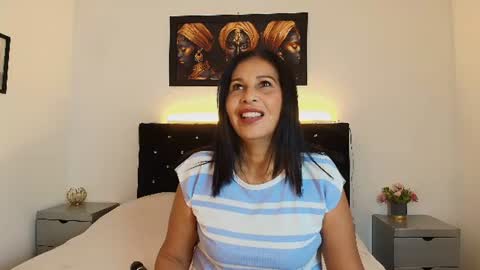 Snapshot of shanon_mature_ chatting on 06/24/26, 07:24 Shanon online show from 06/24/26, 07:24