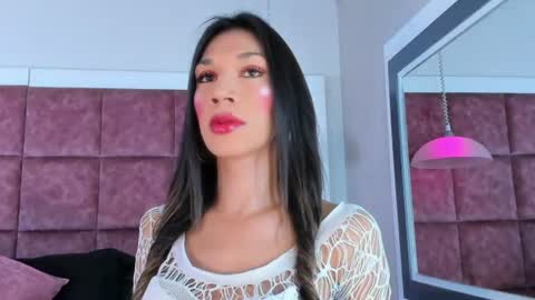 Snapshot of shantal_ferrer3 chatting on 06/15/26, 11:07 shantal_ferrer3 online show from 06/15/26, 11:07
