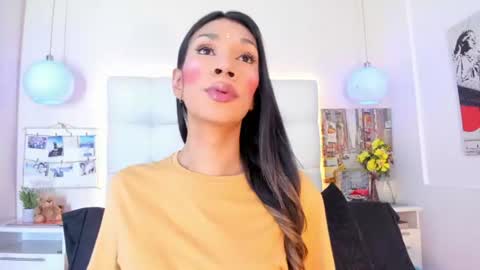 Snapshot of shantal_ferrer3 chatting on 07/30/26, 01:04 shantal_ferrer3 online show from 07/30/26, 01:04