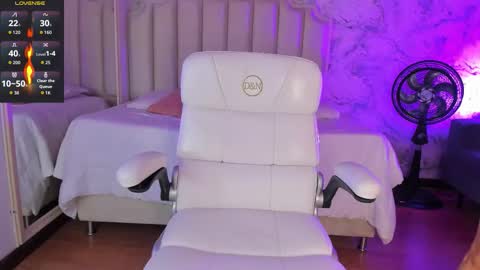 Shantal online show from 11/14/25, 04:33