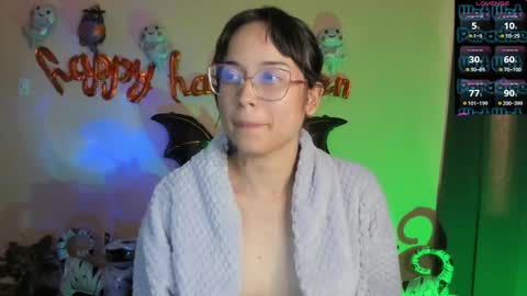 Cat-FOLLOWME and we talk IGshantal cerezo online show from 10/21/25, 09:59