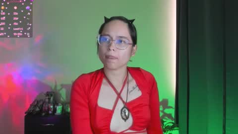 Cat-FOLLOWME and we talk IGshantal cerezo online show from 11/20/25, 08:41