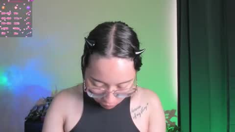 Cat-FOLLOWME and we talk IGshantal cerezo online show from 11/21/25, 08:40