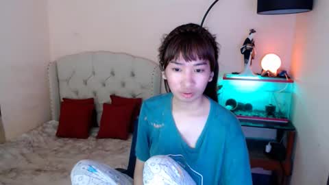 SHANTA FOX  s online show from 02/25/25, 01:41