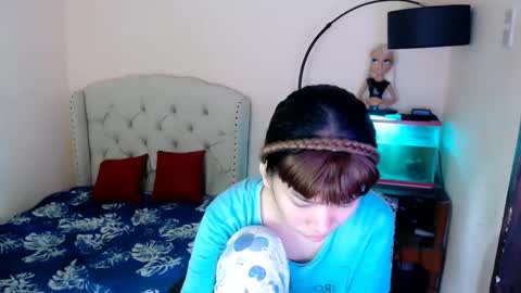 SHANTA FOX  s online show from 02/19/26, 02:40