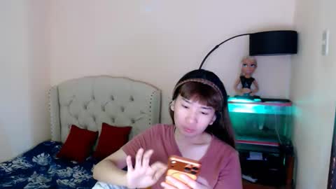 SHANTA FOX  s online show from 04/08/26, 01:49