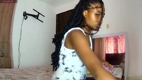 shantall_ebony1 online show from 09/15/25, 08:42