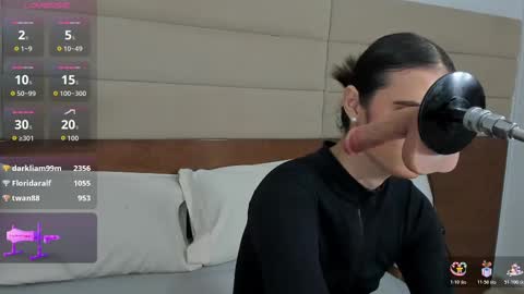  Shantall  online show from 11/23/25, 03:39