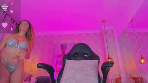 Shantal online show from 03/07/25, 02:01