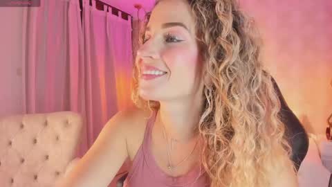 Snapshot of shantalll__ chatting on 04/27/26, 12:03 Shantal online show from 04/27/26, 12:03