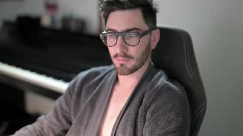 frenchy boy online show from 11/09/25, 07:50