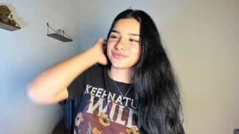 Sara online show from 11/14/25, 05:06