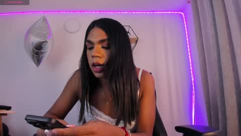 sharick lovee    online show from 01/15/25, 09:20